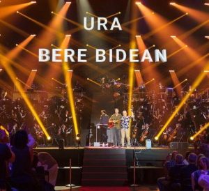 ura_bere_bidean